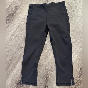 EUC Lululemon bandha crop leggings